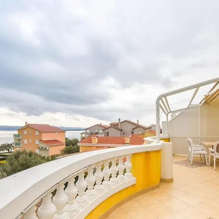Dandelion Apartamento Biograd Na Moru