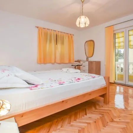 Dandelion Apartment Biograd Na Moru